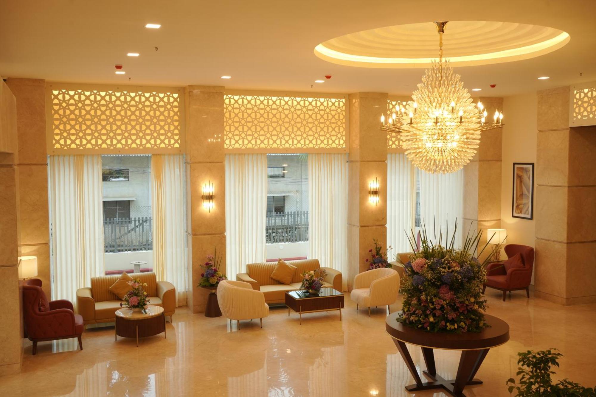Hotel Turmeric イーロードゥ エクステリア 写真